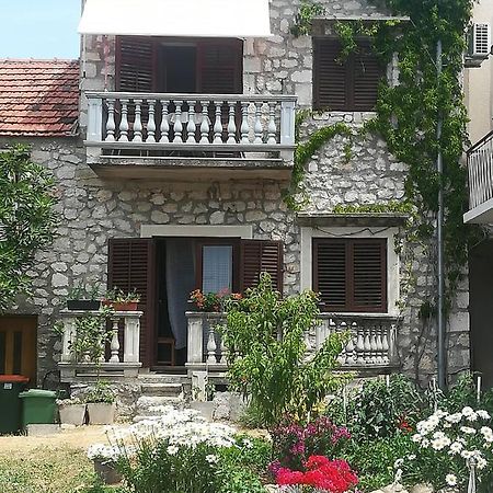Apartments Martinac Sukošan Екстериор снимка