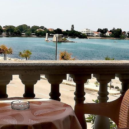 Apartments Martinac Sukošan Екстериор снимка