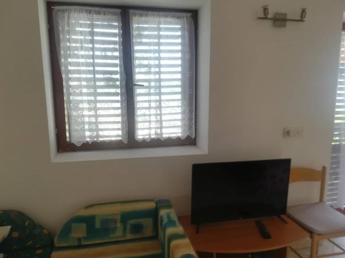 Apartments Martinac Sukošan Екстериор снимка