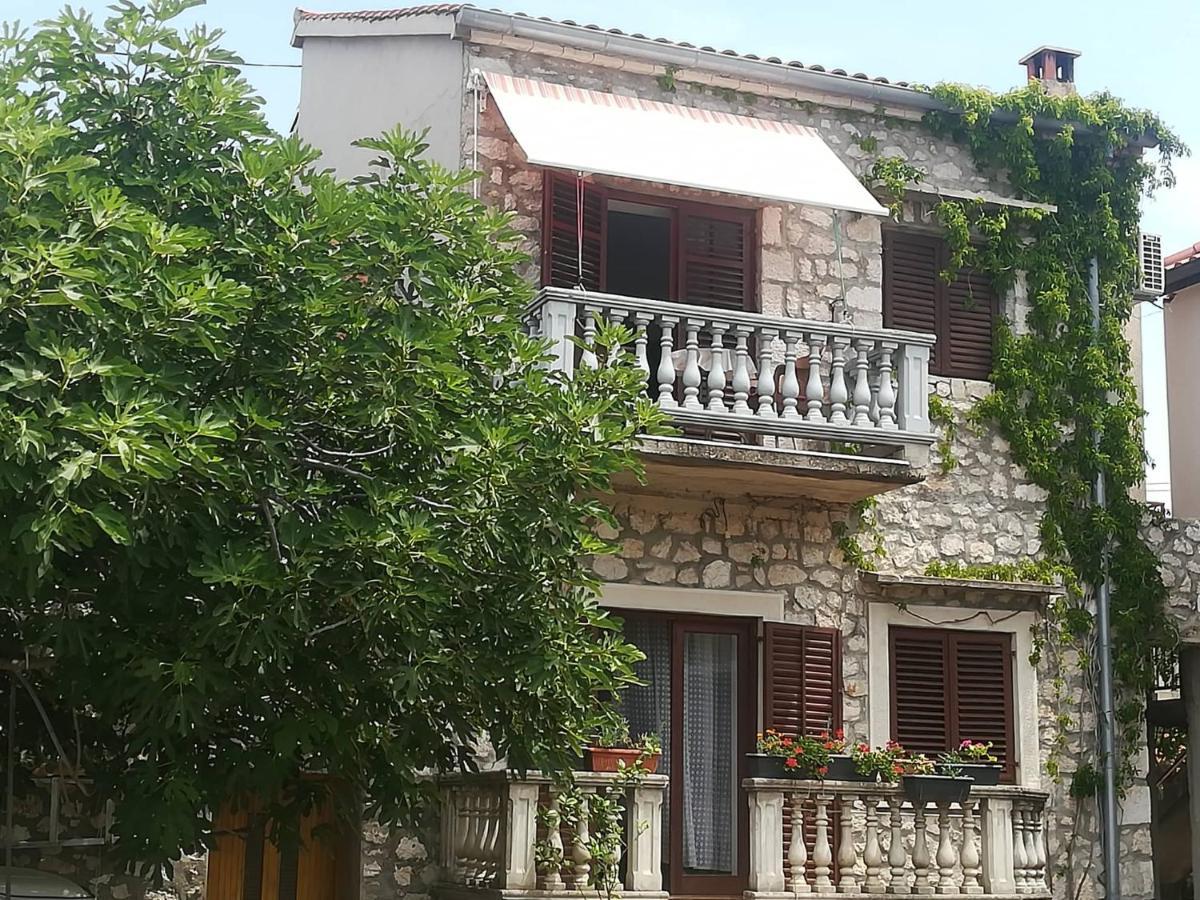Apartments Martinac Sukošan Екстериор снимка