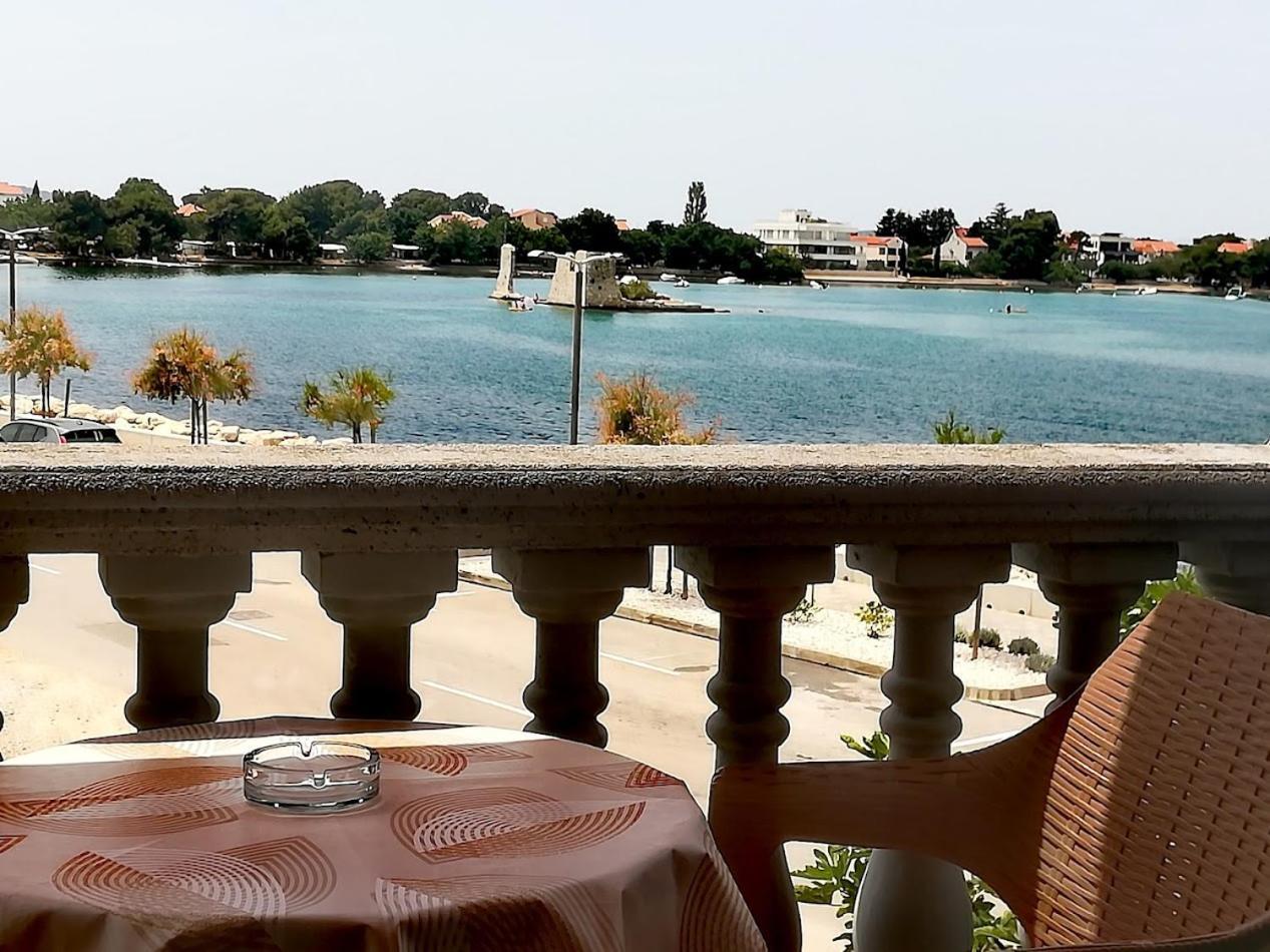 Apartments Martinac Sukošan Екстериор снимка