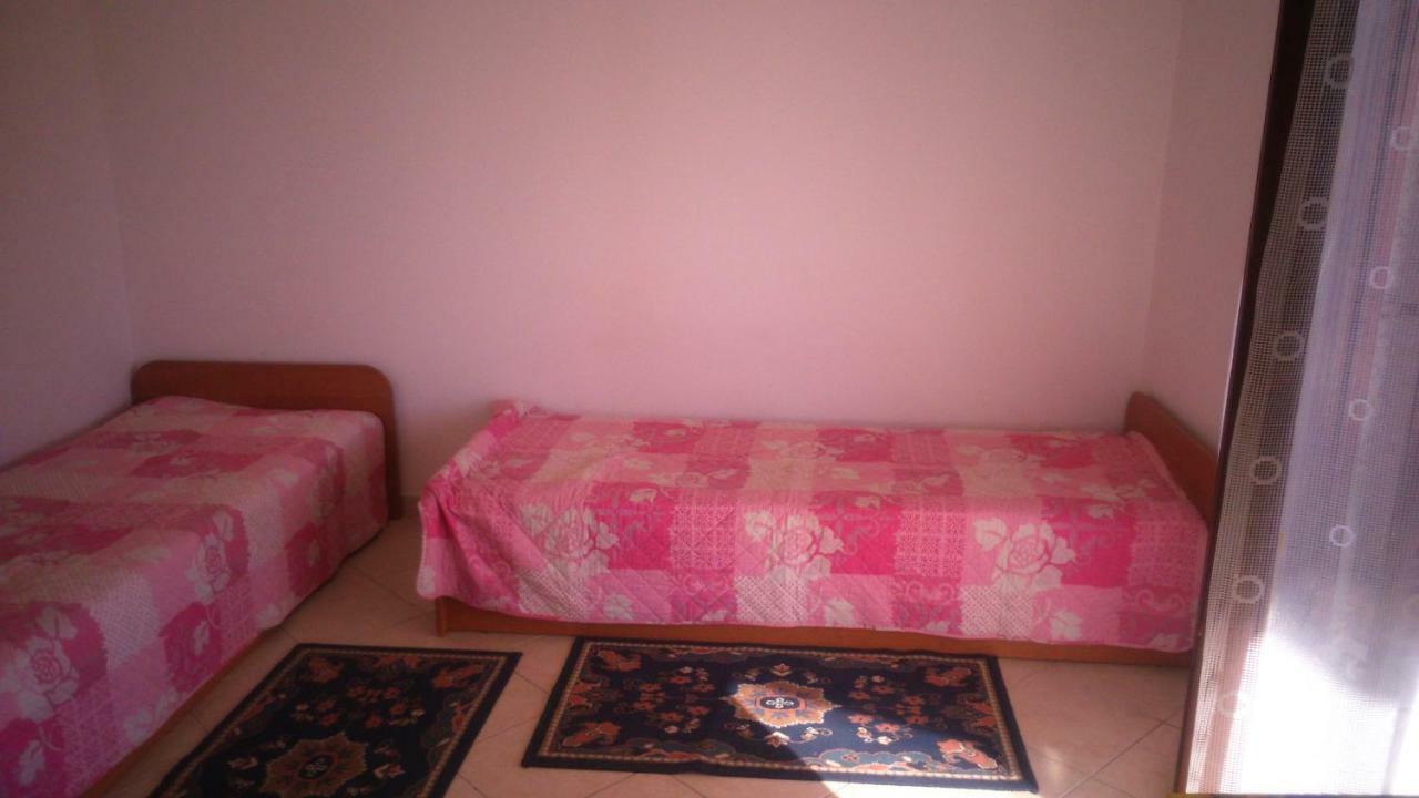 Apartments Martinac Sukošan Екстериор снимка