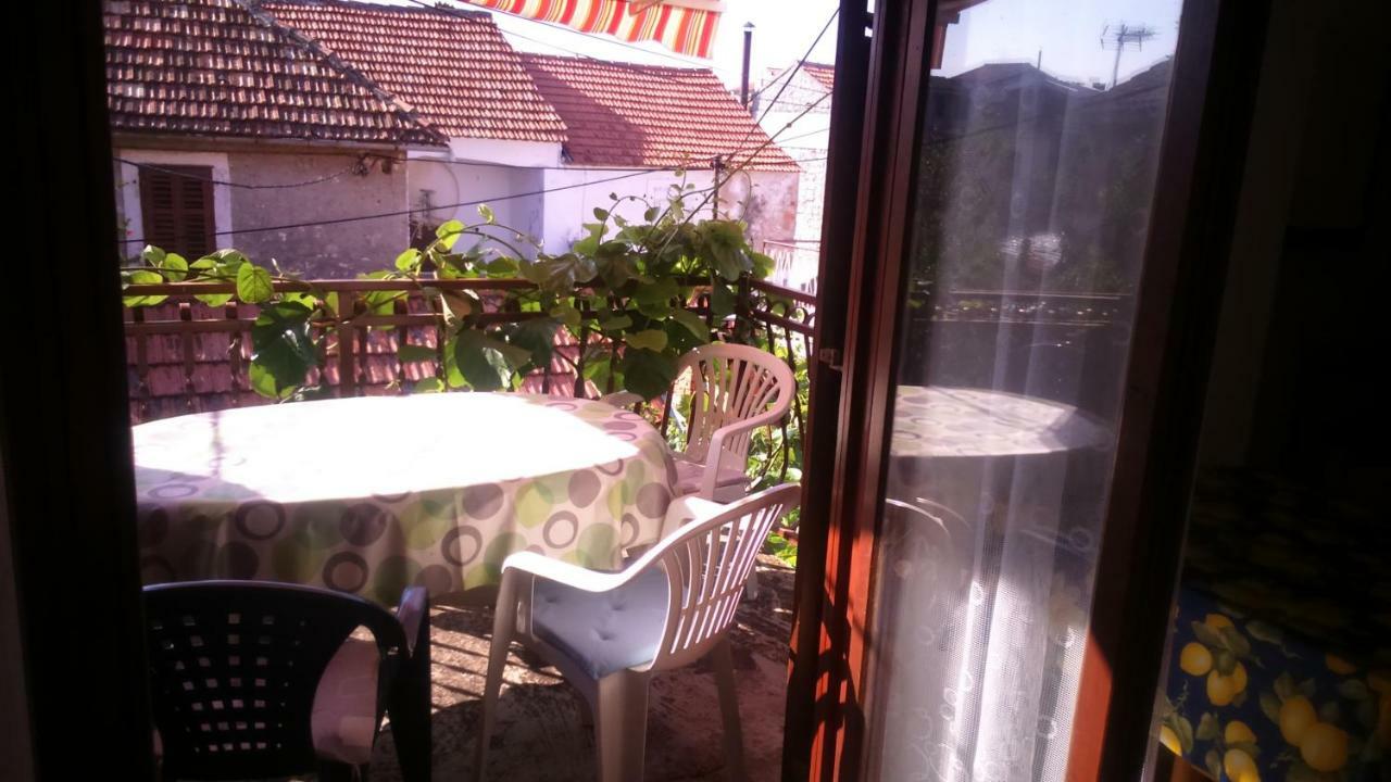 Apartments Martinac Sukošan Екстериор снимка