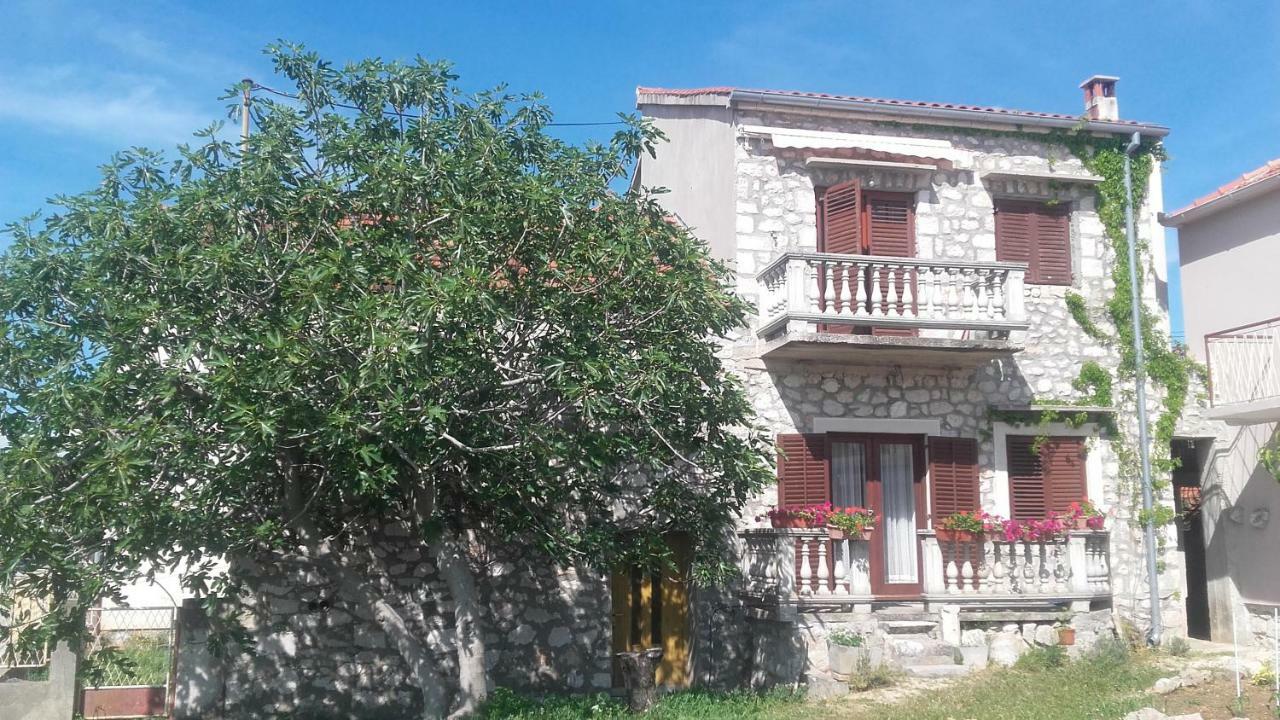 Apartments Martinac Sukošan Екстериор снимка
